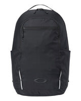 Oakley 28L Sport Backpack. FOS901244 - Blackout