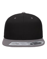 Flexfit 110® Snapback Cap. 110F - Black/ Grey
