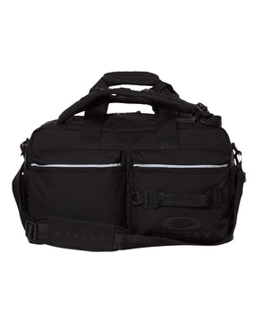 Oakley 50L Utility Duffel Bag. FOS900548 - Blackout